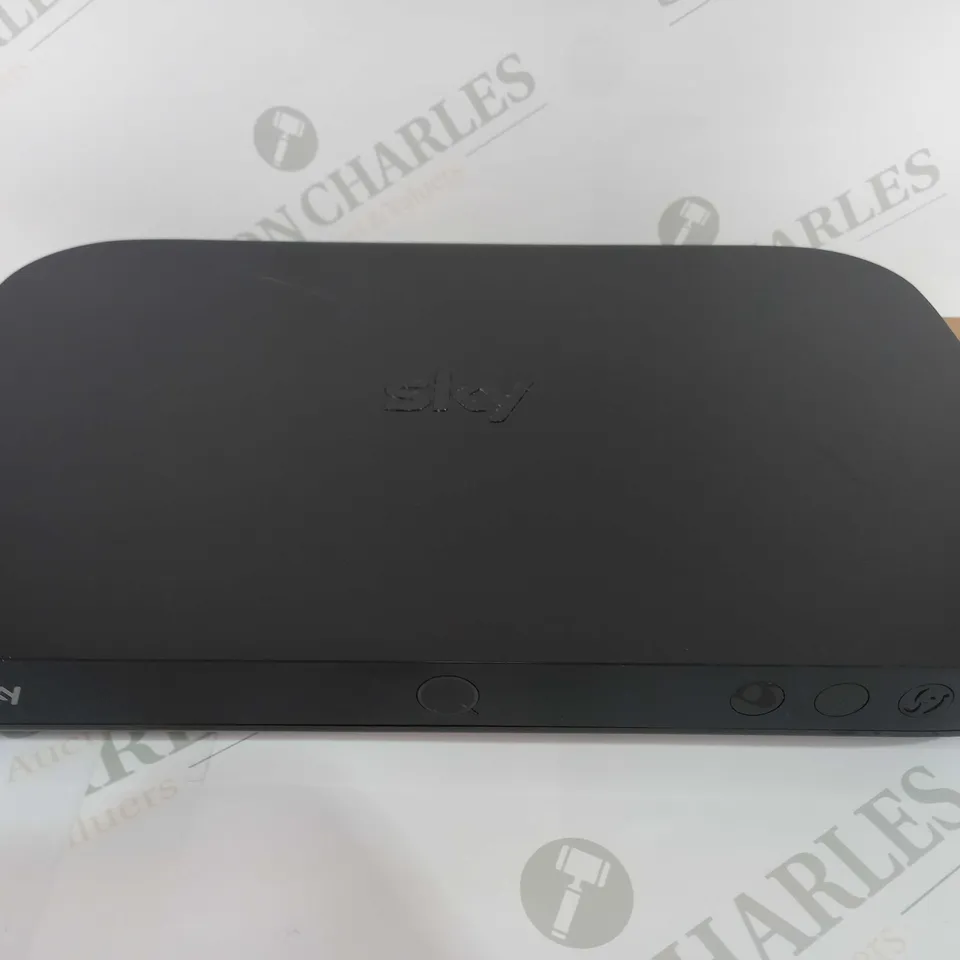 SKY BOX ES340A-D8