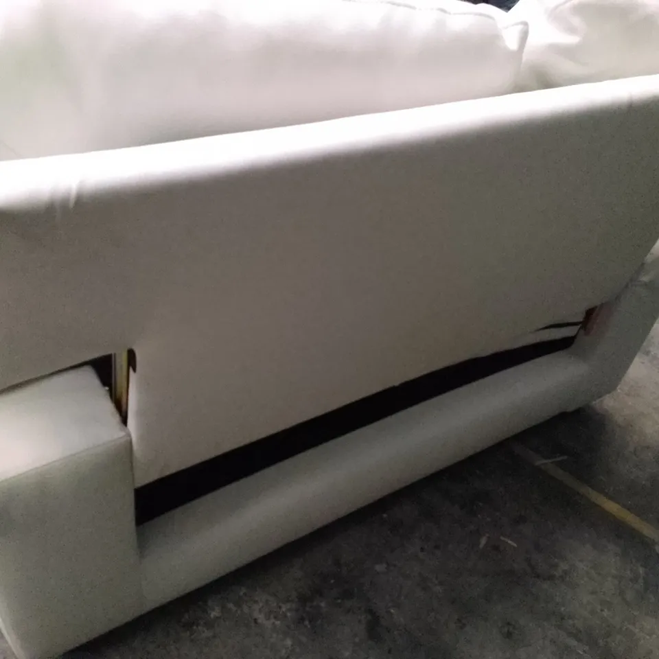 QUALITY DESIGNER 2 SEATER SOFA - WHITE LEATHER 