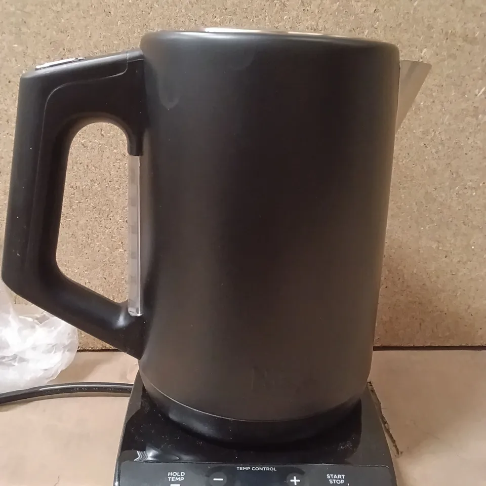 BOXED NINJA KT200UK PERFECT TEMPERATURE KETTLE