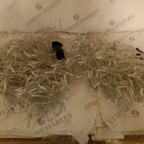 BOXED STRING OF MAINS POWERED LED LIGHTS (X2)