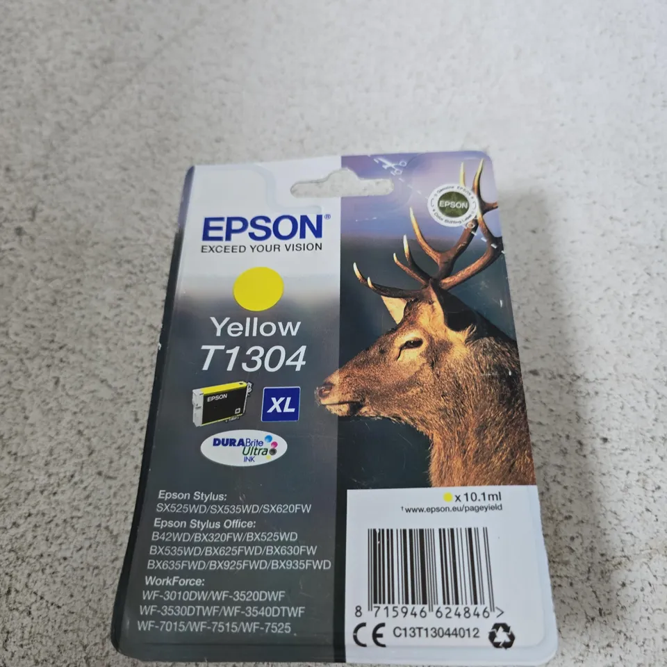 BOX OF APPROXIMATELY 20 ASSORTED ITEMS INCLUDING EPSON PRINT CARTRIDGE , ORB HEADSET AND BELKIN LIGHTNING CHARGER