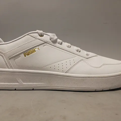 PAIR OF PUMA SHOES IN WHITE UK SIZE 12