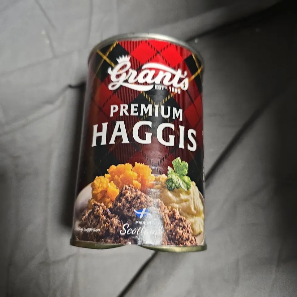 APPROXIMATELY 12 ASSORTED FOOD ITEMS INCLUDING HOBNOBS , RHEAL CLEAN GREENS AND GRANTS PREMIUM HAGGIS 