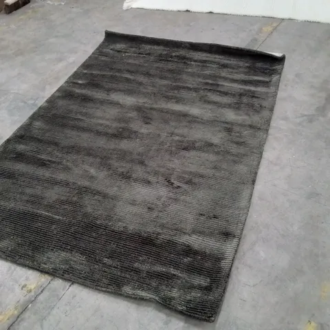 QUALITY DESIGNER AREA RUG - APPROXIMATELY 162x230cm