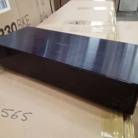 SAMSUNG ONE CONNECT BOX