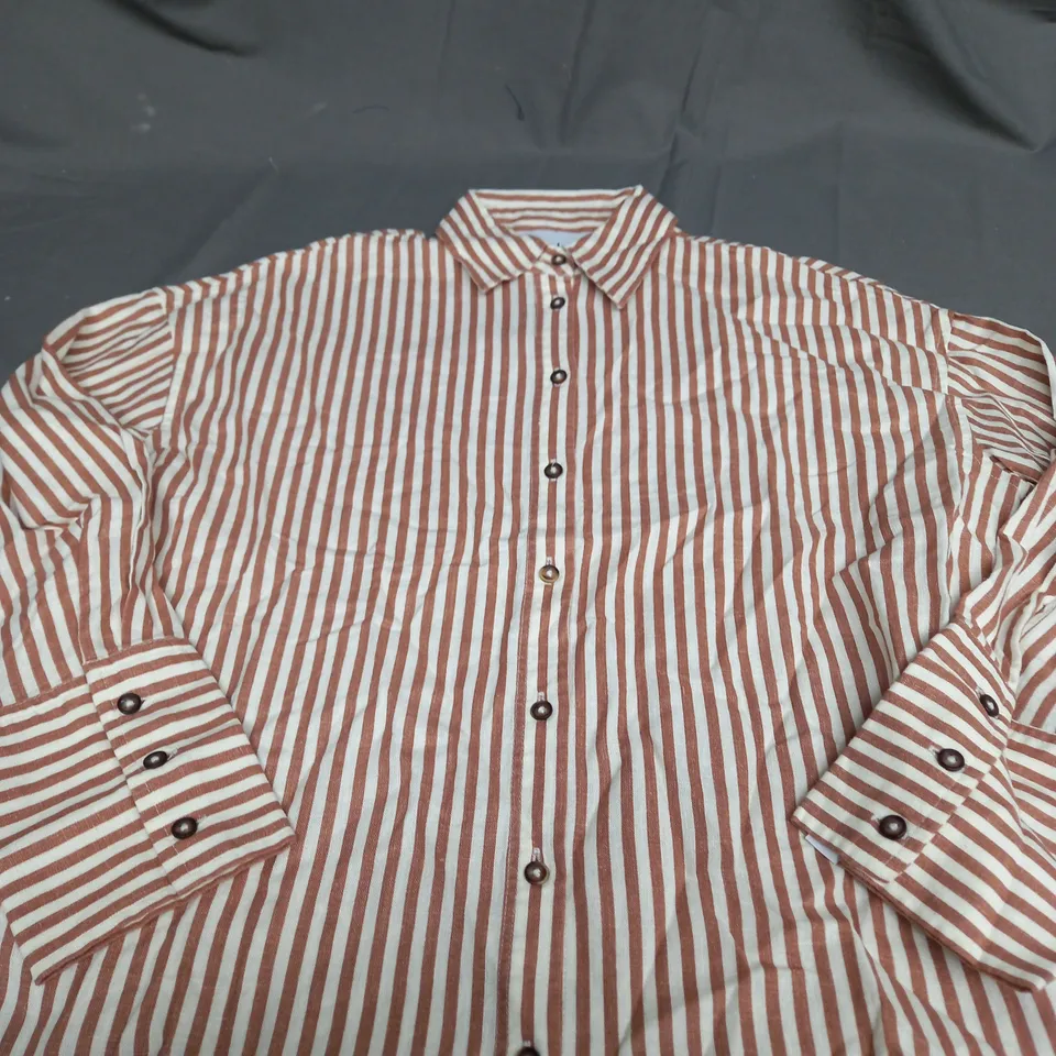 TIALA LINEN BLEND LONG SLEEVES SHIRT - SMALL