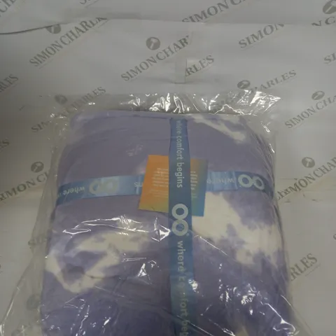 OODIE HOODED OVERSIZED BLANKET - PURPLE PATTERN