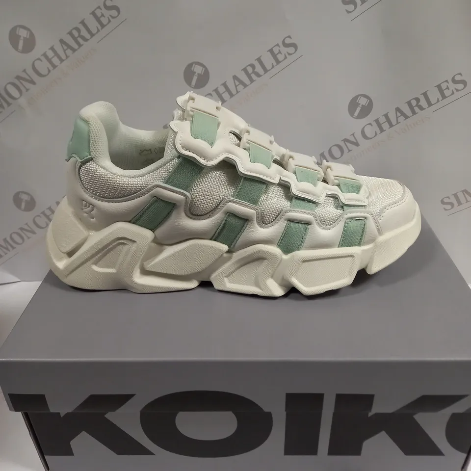 BOXED KOI FOOTWEAR SUGAR BEAST TRAINERS IN MINT - 6