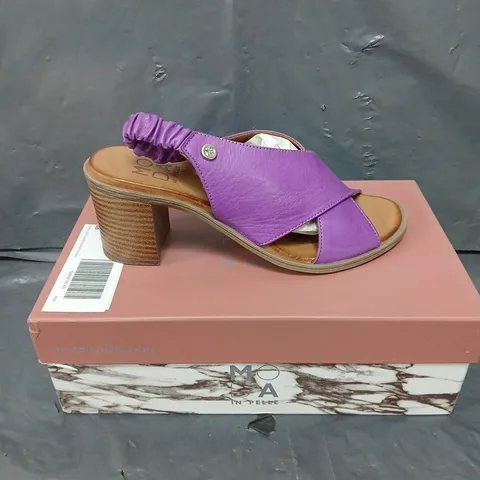 BOXED PAIR OF MODA IN PELLE LASANDRA CROSS OVER SANDALS IN PURPLE - 6