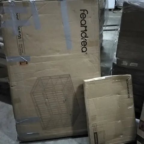 PALLET OF HOUSEHOLD ITEMS TO INCLUDE DOG CAGE, LAUNDRY HAMPER, BAR STOOL, CLOTHES RACK , STORAGE BENCH AND OTHER ASSORTED ITEMS...