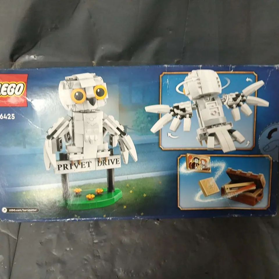 BOXED LEGO HARRY POTTER HEDWIG AT 4 PRIVET DRIVE - 76425 RRP £22