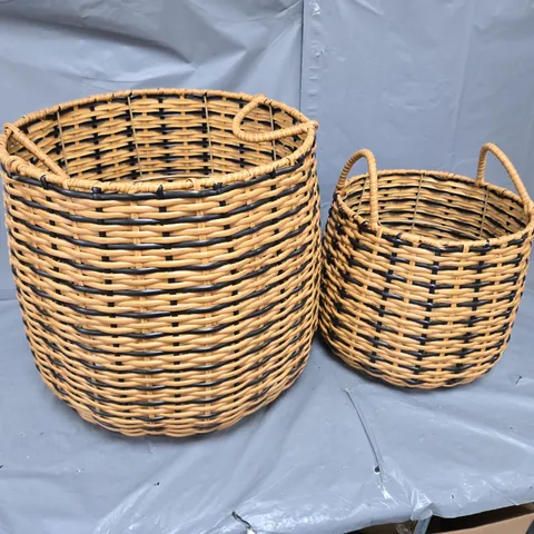 SET OF 2 BLACK/NATURAL ROUND BASKET