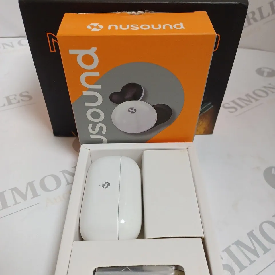 BOXED NUBEO GENTS GALLILEO LTD ED AUTOMATIC WATCH STAINLESS STEEL WITH NUSOUND AUDIO EAR BUDS