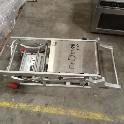 PRO SEAL T2 TRAY SEALING MACHINE