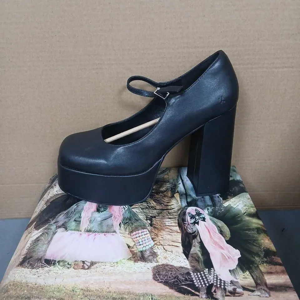 KOI DARKBLOOM BLACK PLATFORM HEELS – WOMEN'S UK SIZE 10