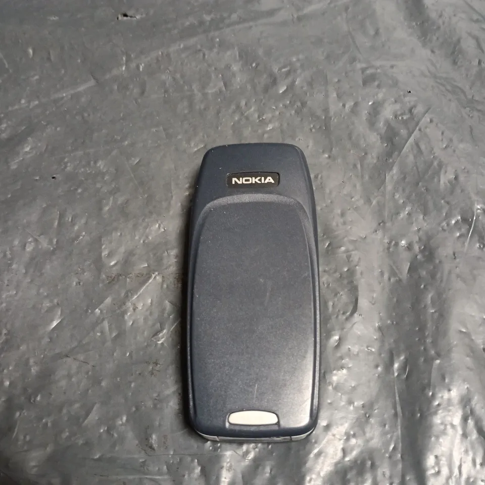 NOKIA MOBILE PHONE – CLASSIC FEATURE PHONE (DARK BLUE/CHARCOAL) 