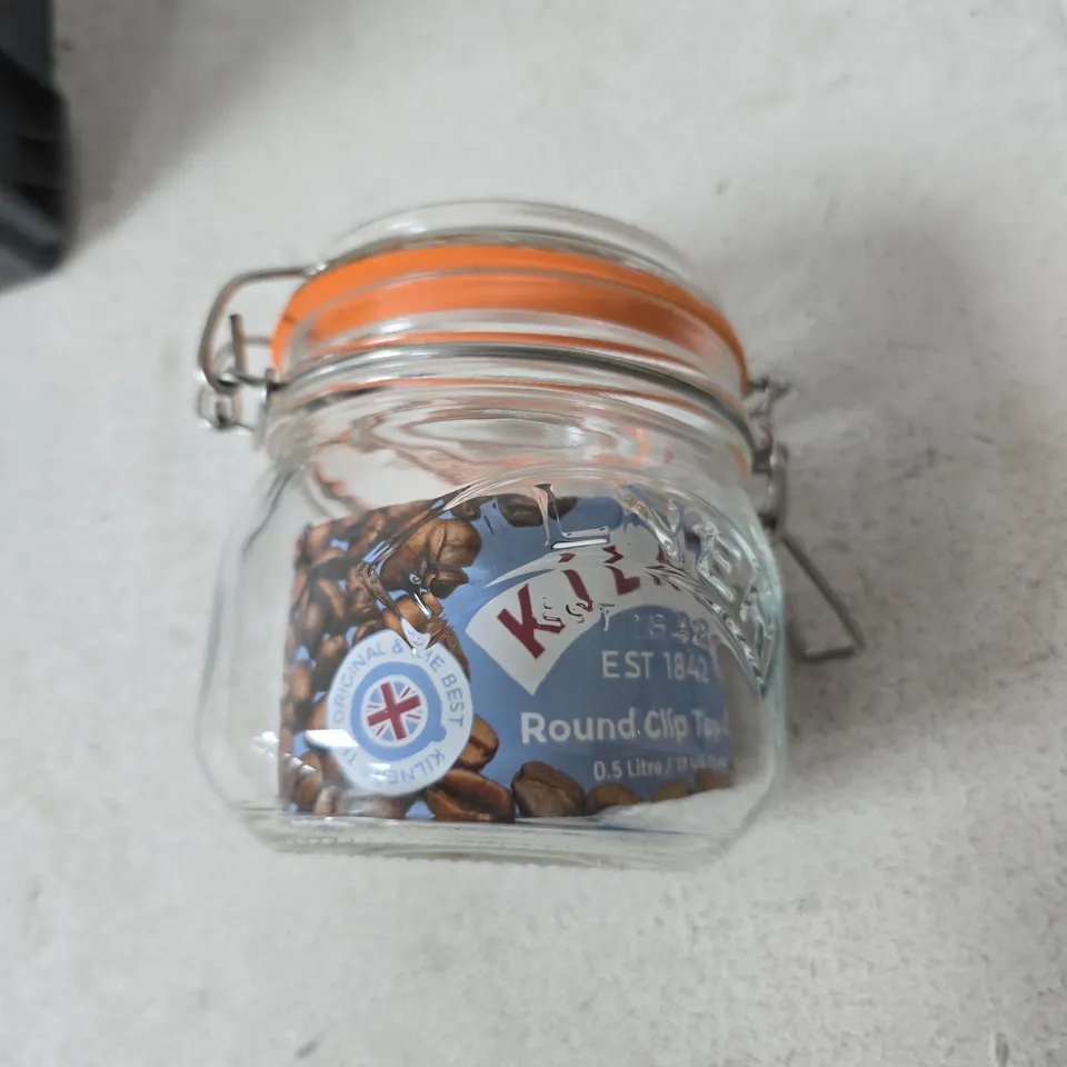 TOTE OF APPROXIMATELY 8 ASSORTED FRAGILE ITEMS TO INCLUDE: KILNER MASON JAR