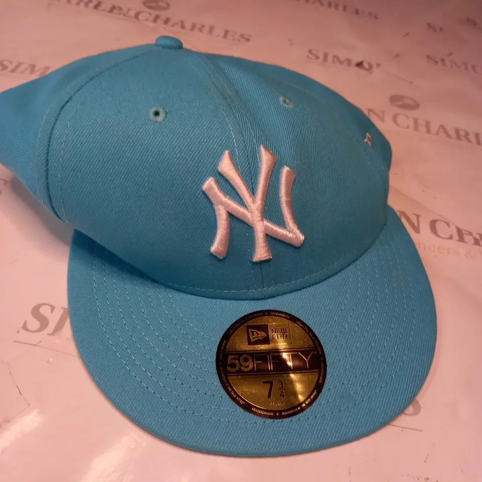 NY TURQUOISE CAP 