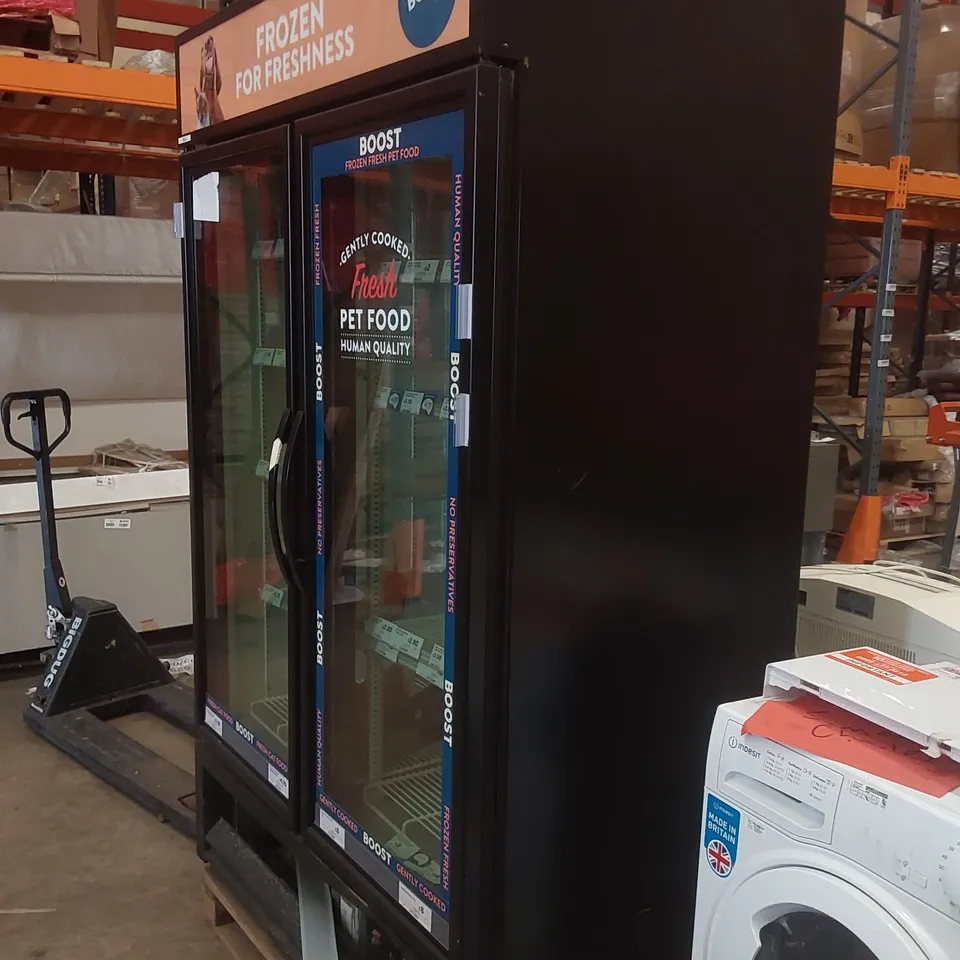 TRUE GDM-43F-HC-TSL01 TRUE UPRIGHT RETAIL MERCHANDISER FREEZER