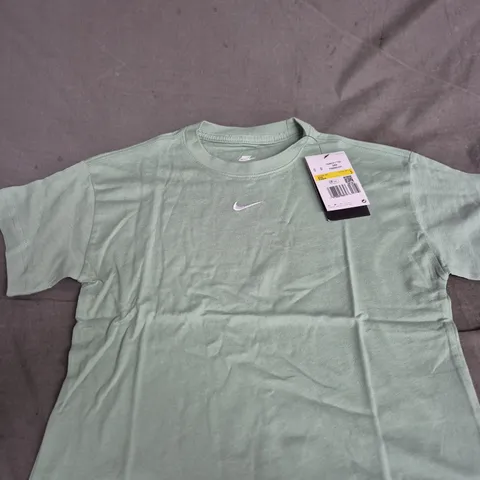 NIKE KIDS T-SHIRT – MINT GREEN WITH WHITE SWOOSH LOGO - SIZE S
