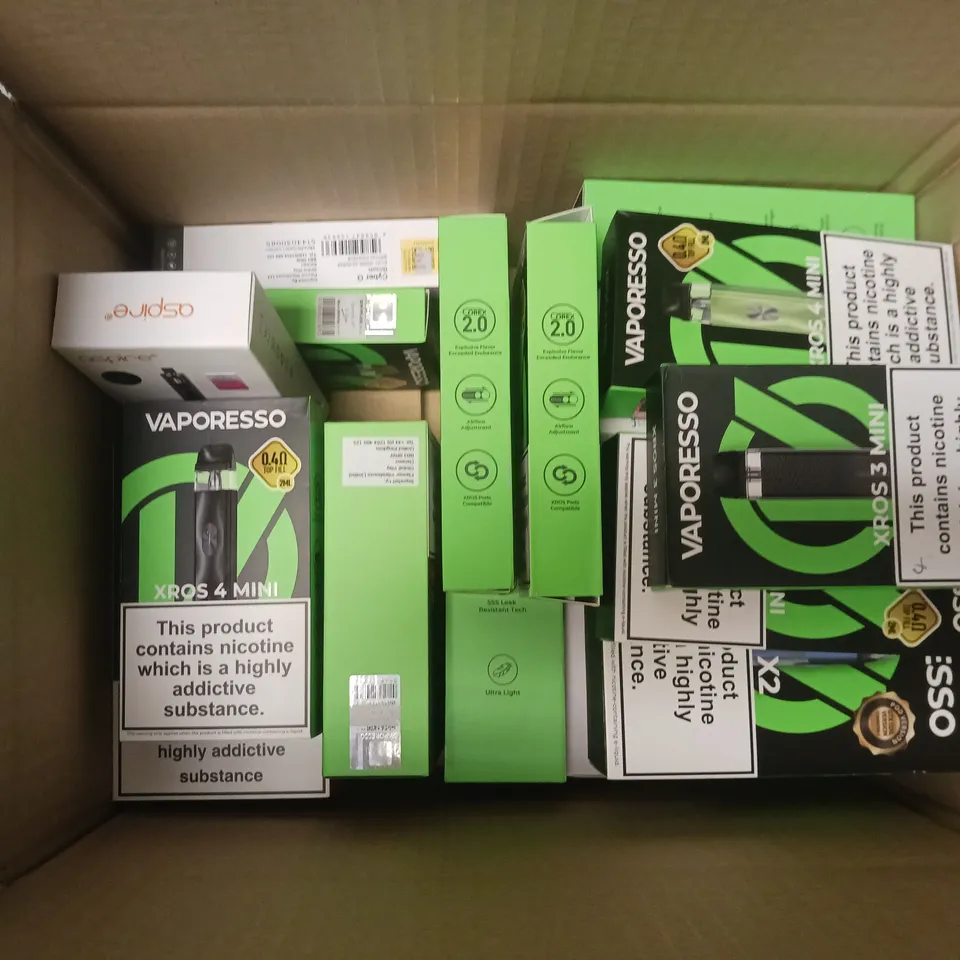 APPROXIMATELY 20 VAPES & E-CIGARETTES TO INCLUDE VAPORESSO XROS 3 MINI, GEEKVAPE S100, ASPIRE POCKEX, ETC
