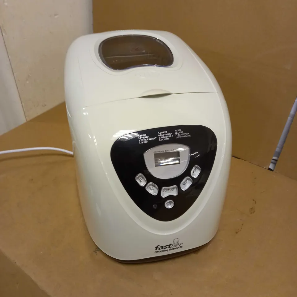 MORPHY RICHARDS MULTI-USE FASTBAKE BREADMAKER