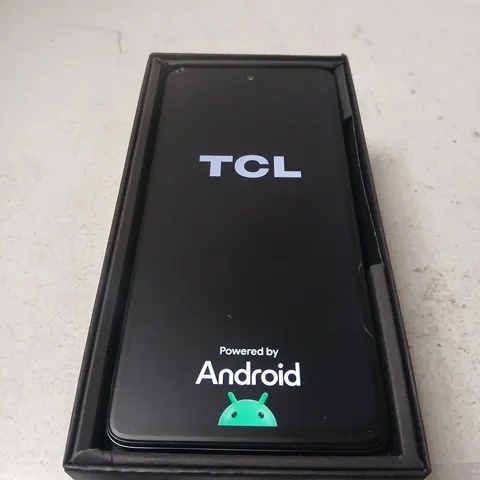 TCL T803D SMARTPHONE – BLACK, BOXED - POWERS ON