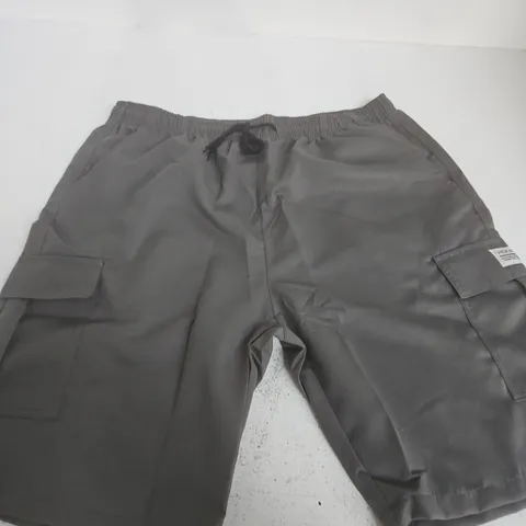 HIDKAT CARGO SHORTS – XL – 100% POLYESTER