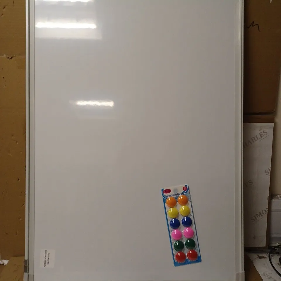 WHITE BOARD WITH MAGNETIC CLIPS AND PENS 