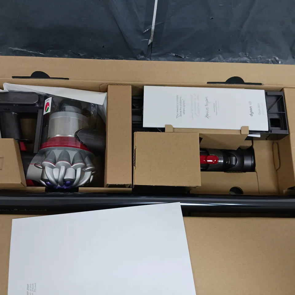 BOXED DYSON V8 ADVANCED STICK VACUUM