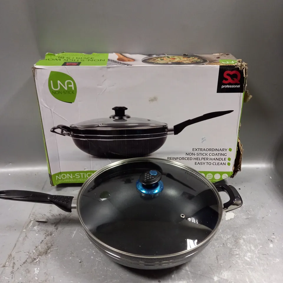 BOXED SQ PROFESSIONAL NON-STICK WOK 32CM 5.8L IN BLACK