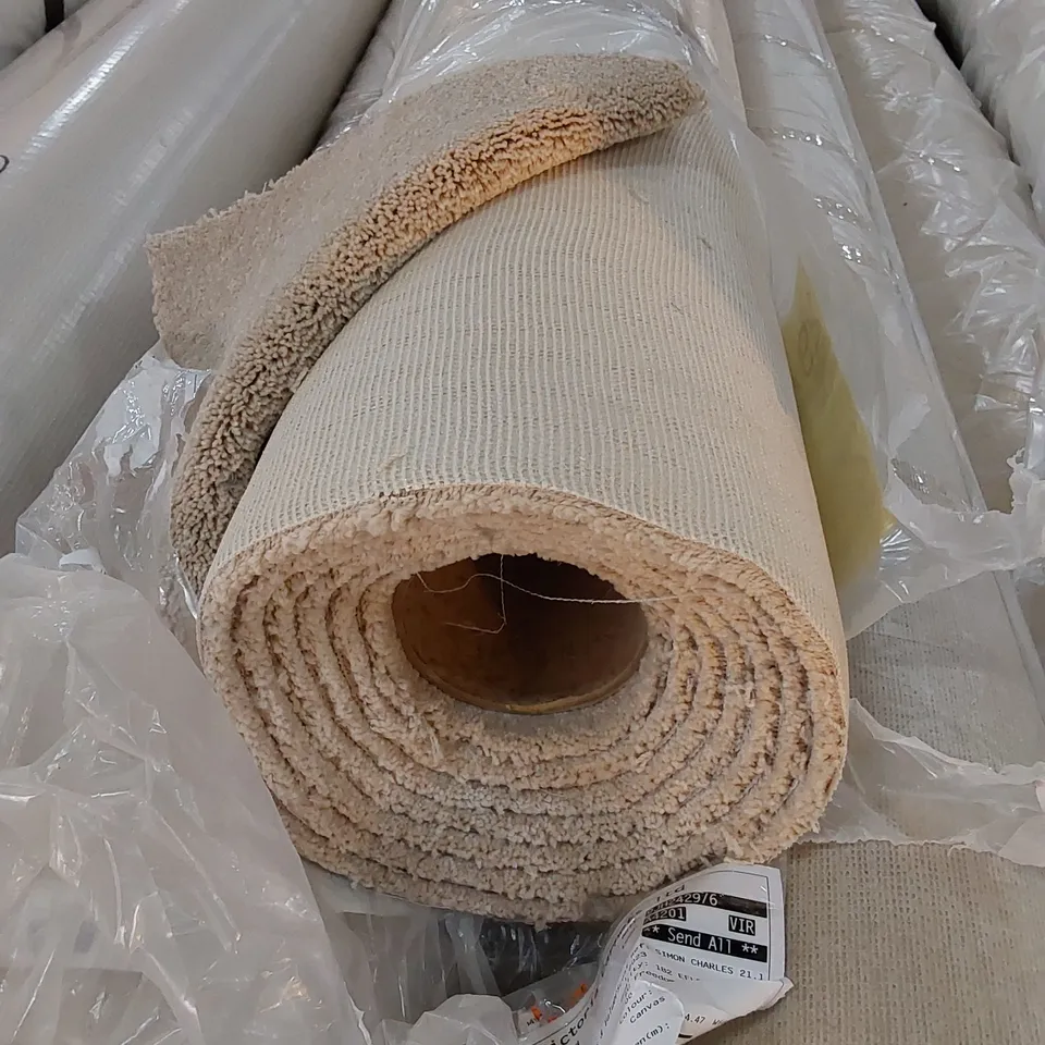 ROLL OF QUALITY EC FREEDOM XTRA CANVAS CARPET // SIZE: APPROXIMATELY 4.47 X 4m