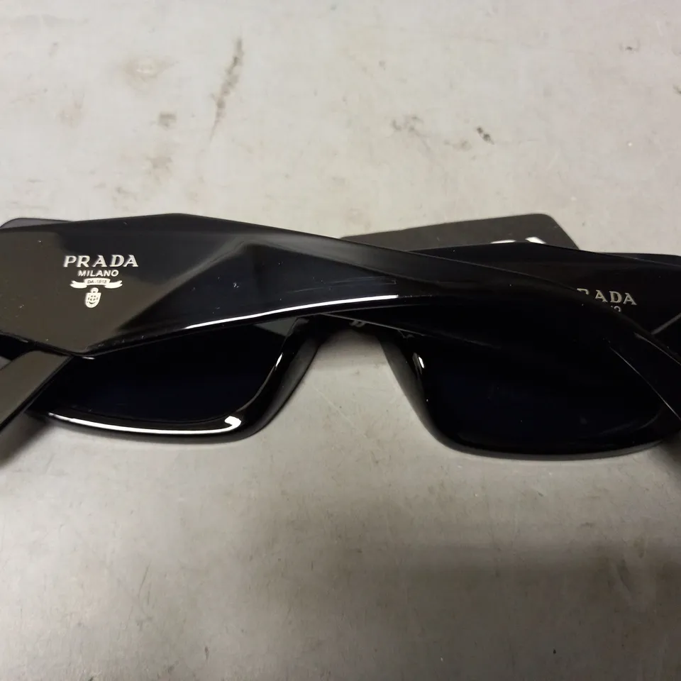 BOXED PRADA 211024 SUNGLASSES