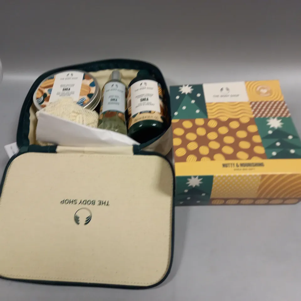 THE BODY SHOP NUTTY & NOURISHING SHEA BIG GIFT 
