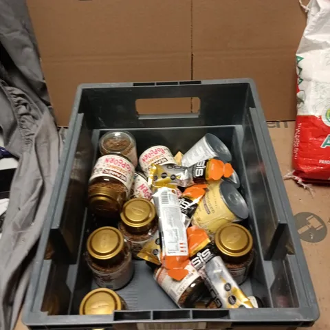 TOTE OF APPROXIMATELY 12 ASSORTED FOOD AND DRINK TO INCLUDE 5KG GREEN DRAGON RICE
