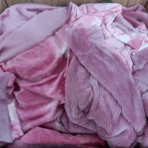 COZEE HOME VELVET AND PLUSH DUVET SET - VINTAGE ROSE DOUBLE SIZE