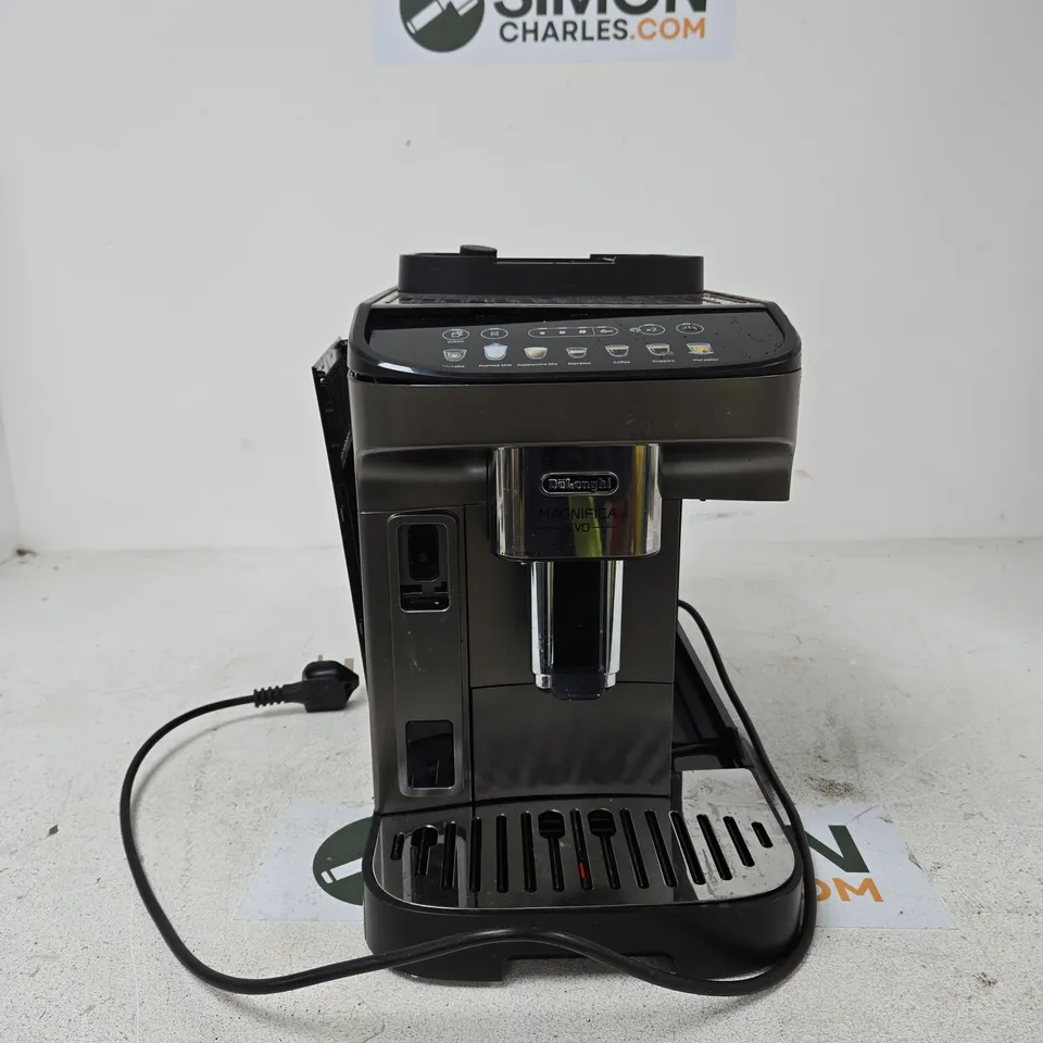 DELONGHI MAGNIFICA EVO COFFEE MACHINE BOXED