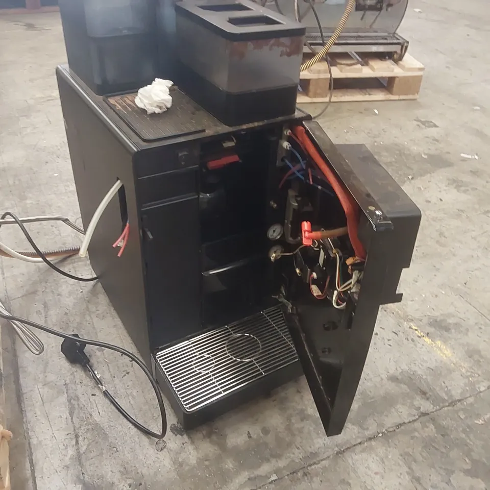 FRANKE A600 COMMERCIAL COFFEE MACHINE