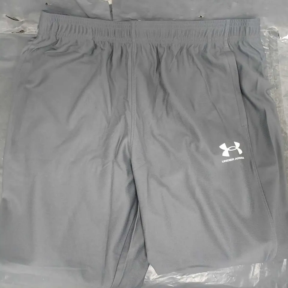 ADIDAS TRACKSUIT BOTTOMS IN GREY SIZE XL