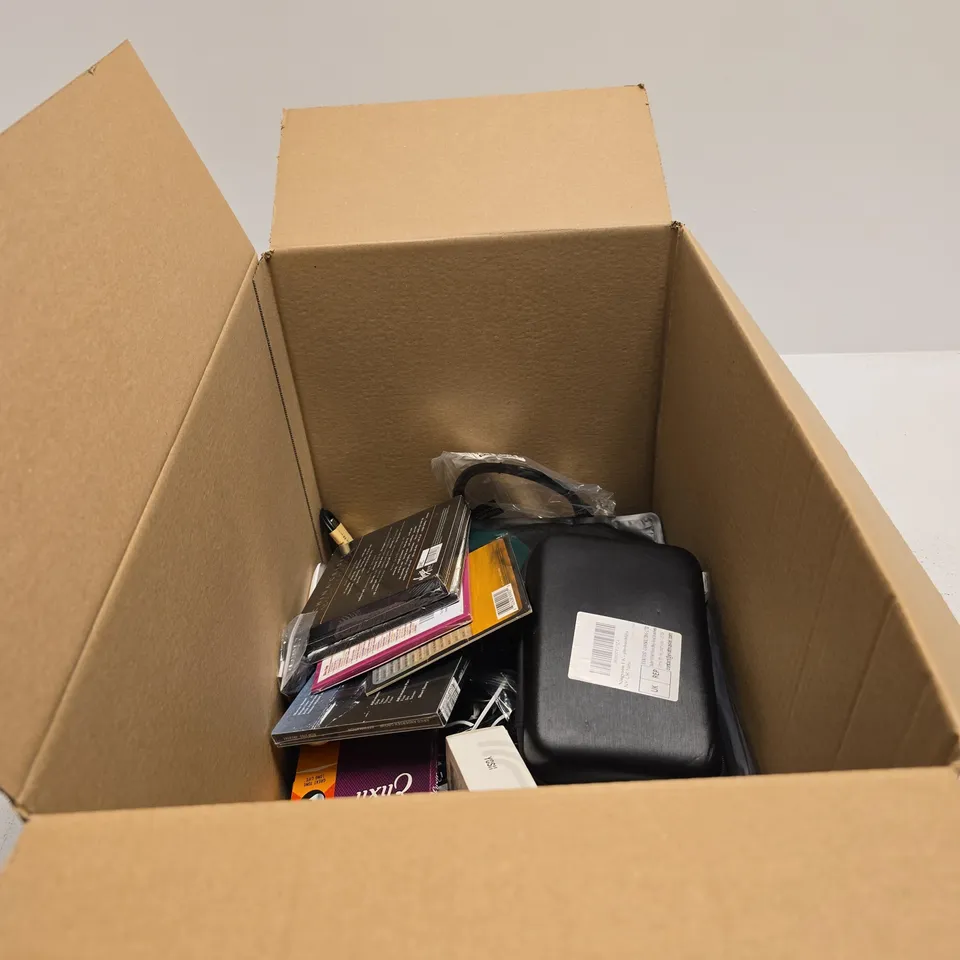 BOX OF APPROXIMATELY 20 ASSORTED ITEMS TO INCLUDE A VARIETY OF CDS, LED NIGHT LAMP, BEAFON FLIP PHONES, CABLES, YOSH CAR PHONE HOLDER ETC