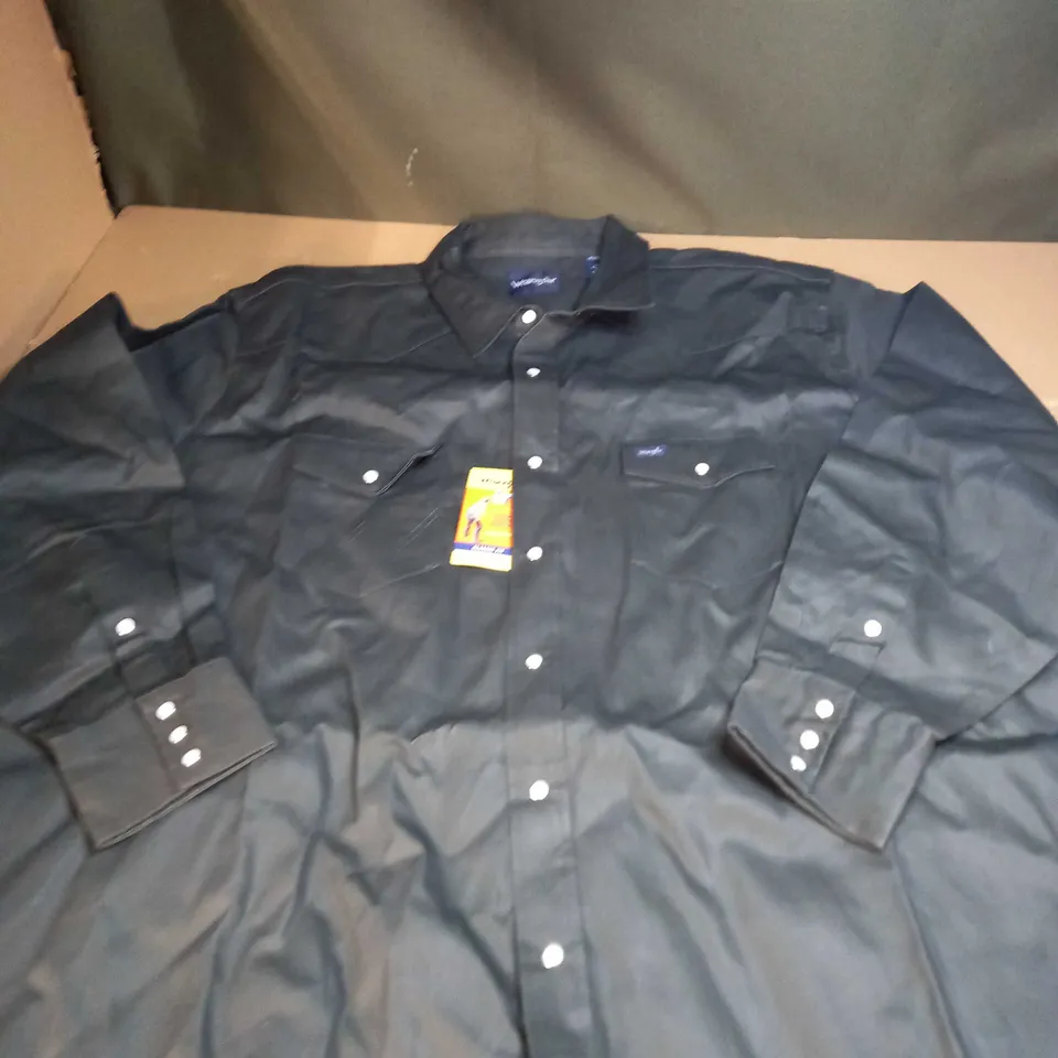 WRANGLER COWBOY CUT SHIRT SIZE 4XL