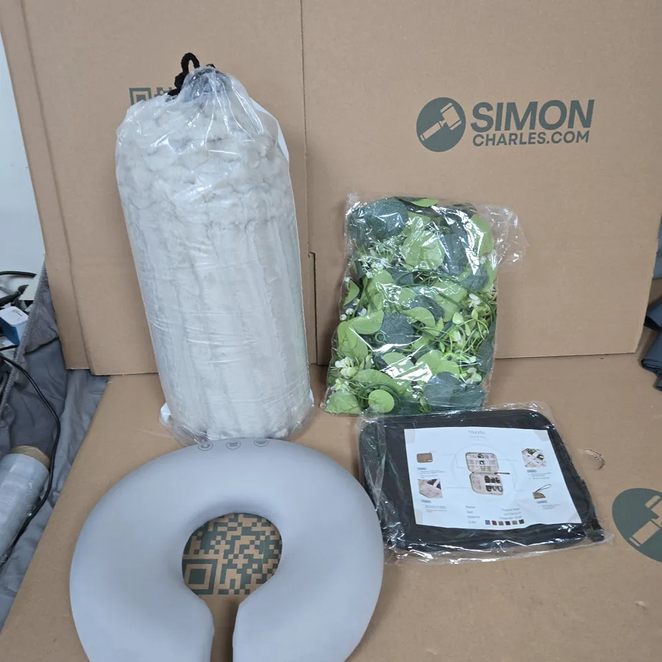 BOX OF APPROXIMATELY 20 ASSORTED HOUSEHOLD ITEMS TO INCLUDE A NECK PILLOW, FLEECE BLANKET AND A TECH TRAVEL CASE