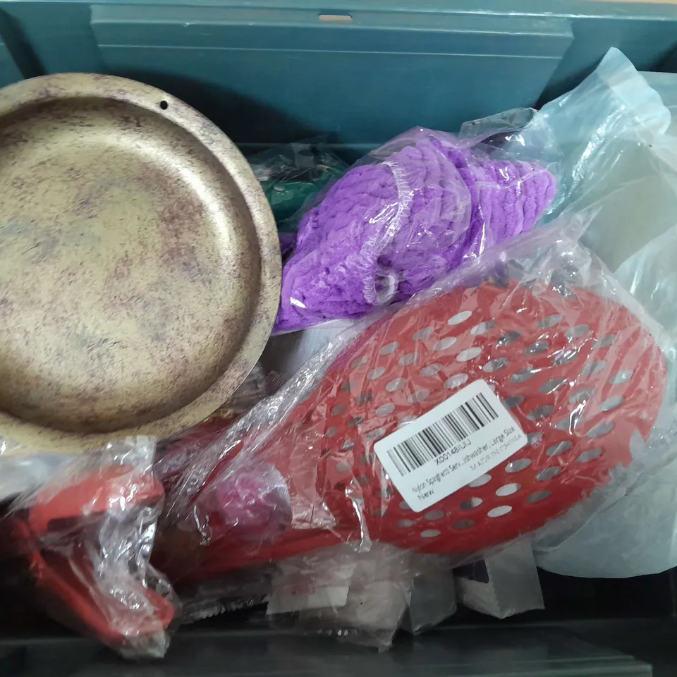 APPROXIMATELY 20  ASSORTED HOUSEHOLD ITEMS TOO INCLUDE, SPONGES - ENVELOPES, METAL BOWLS    ETC 