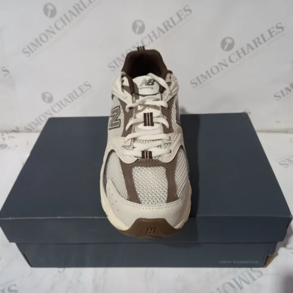 NEW BALANCE BROWN SIZE 6
