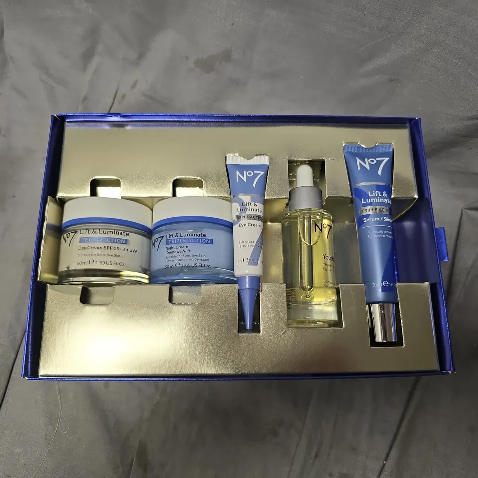 BOXED N07 LIFT & LUMINATE COLLECTION
