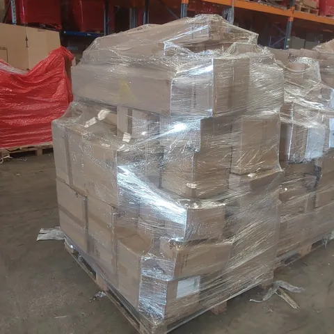 PALLET CONTAINING A VERY LARGE QUANTITY OF ASSORTED DESIGNER LIGHTING PRODUCTS