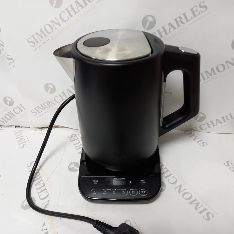 NINJA PERFECT TEMPERATURE KETTLE KT200UK