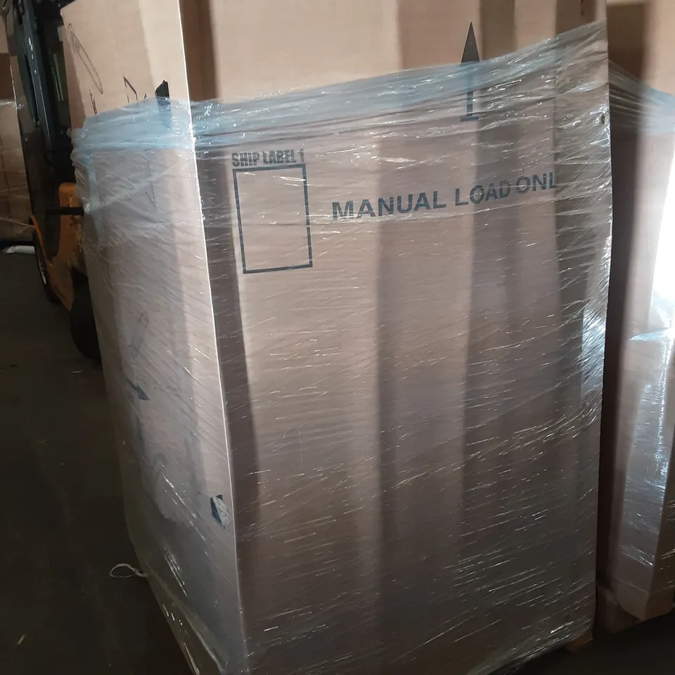 LARGE PALLET OF ASSORTED HOMEWARE ITEMS TO INCLUDE SERVING BOARDS, MAPS, WINE RACKS ETC 