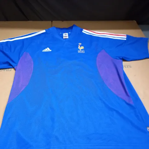 F.F.F. V-NECK BLUE SPORTS T-SHIRT - SIZE UNSPECIFIED