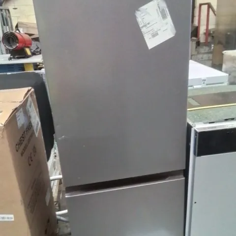  FRIDGEMASTER 60/40 FRIDGE FREEZER IN GRAPHITE - FREESTANDING